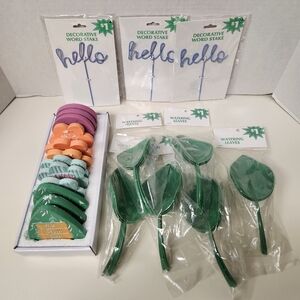 Gardening Word Stakes, Watering Leaves, & Decorative Stones Bundle of 21